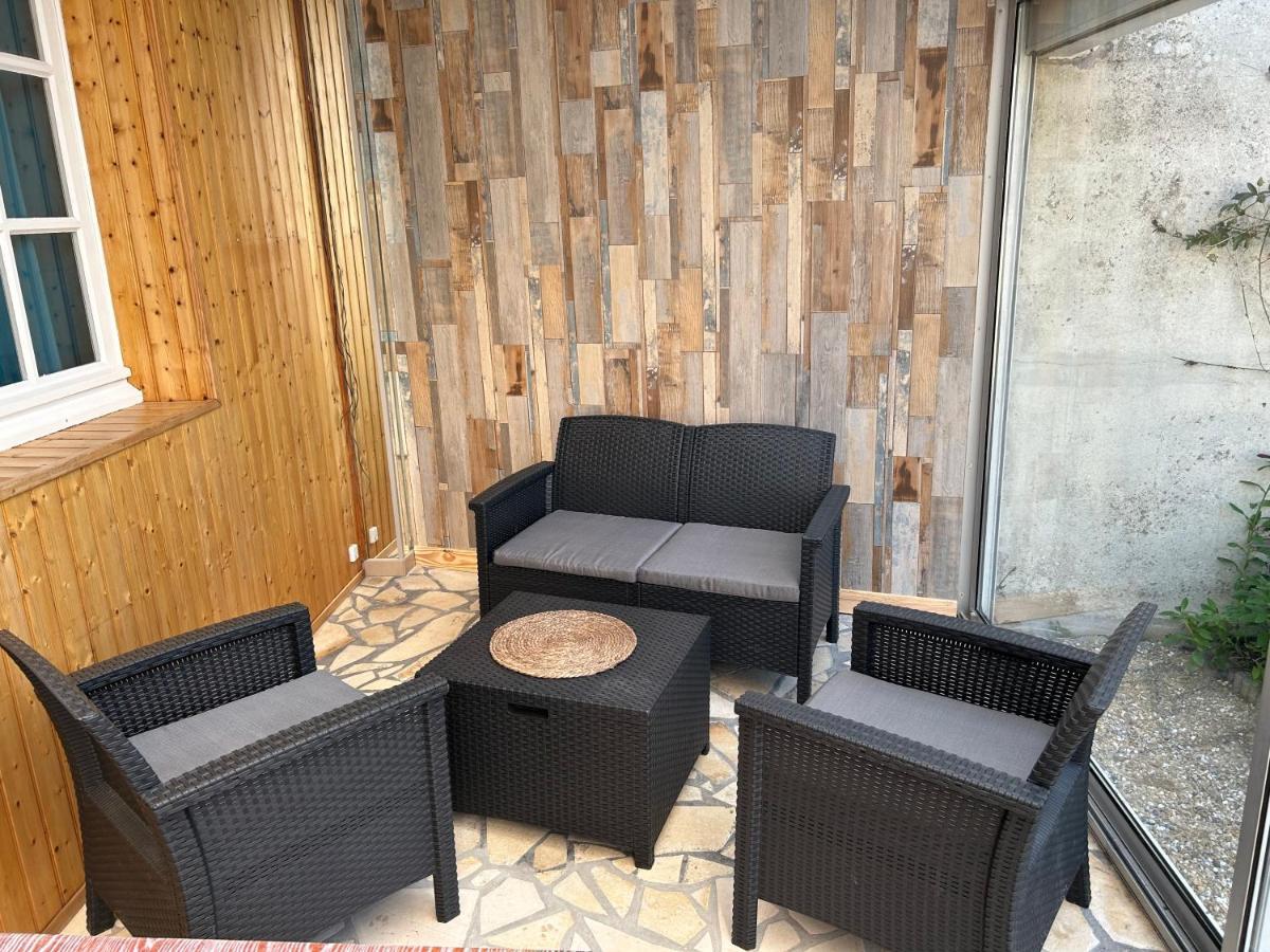 Maison Idealement Situee Pour Les Vacances นอเทรอ-ดาม-เดอ-มองต์ ภายนอก รูปภาพ